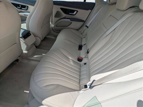 Used 2022 Mercedes-Benz EQS 450+ Sedan image 20