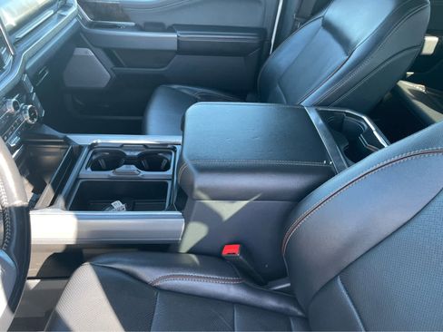 Used 2024 Ford F250 Lariat w/ Lariat Ultimate Package image 32