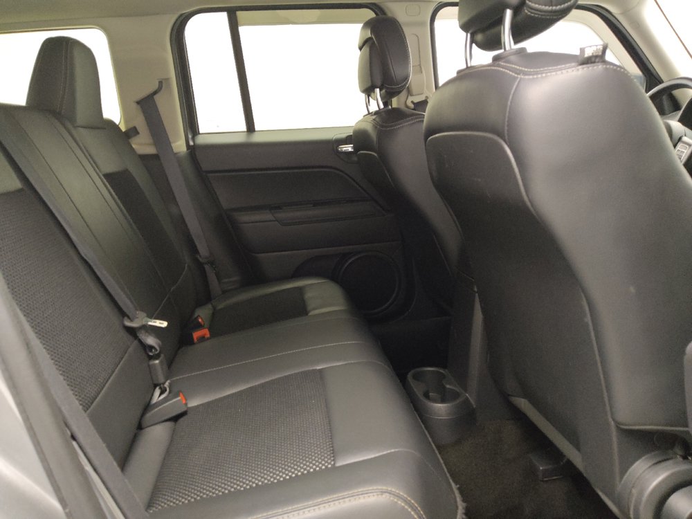 Used 2016 Jeep Patriot Sport w/ Power Value Group AWD/4WD image 19