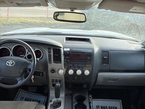 Used 2012 Toyota Tundra 4x4 Double Cab image 12