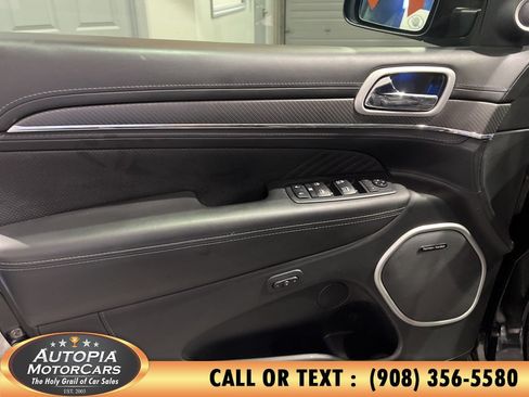 Used 2020 Jeep Grand Cherokee SRT AWD/4WD image 13