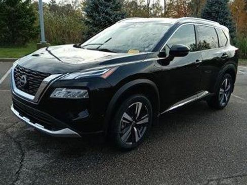 Certified 2023 Nissan Rogue Platinum w/ Platinum Premium Package AWD/4WD image 1