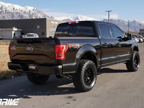 Used 2016 Ford F150 Lariat w/ Equipment Group 502A Luxury image 11