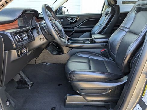 Used 2024 Lincoln Aviator Reserve image 25