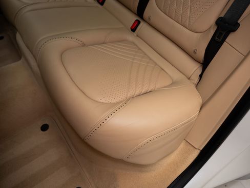 Used 2021 Aston Martin DBX AWD/4WD image 67