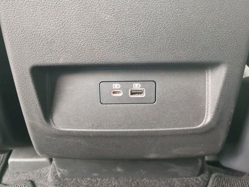 Used 2024 Nissan Frontier SV RWD image 16