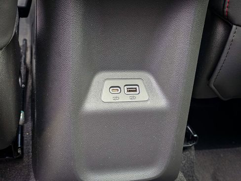 Certified 2023 Buick Envision Essence w/ Sport Touring Package AWD/4WD image 34