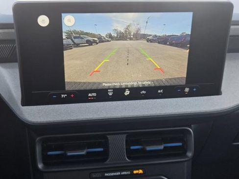 New 2026 Ford Maverick XLT AWD/4WD image 18