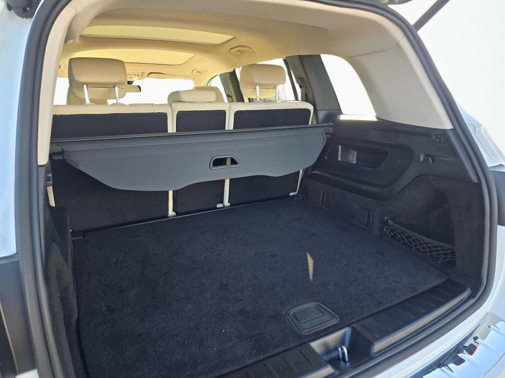 Used 2023 Mercedes-Benz GLB 250 w/ Premium Package image 22
