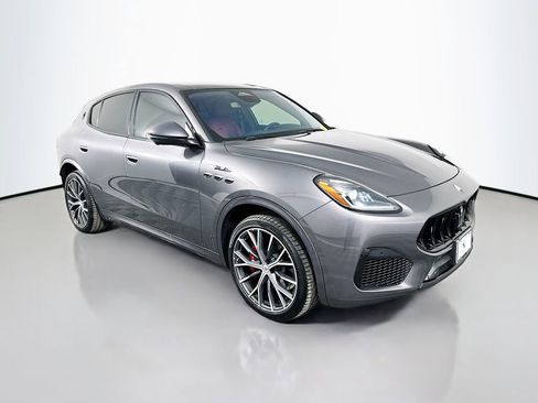 Used 2023 Maserati Grecale Modena image 3