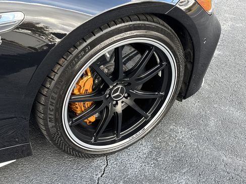 Used 2019 Mercedes-Benz AMG GT 63 S w/ Driver Assistance Package image 32