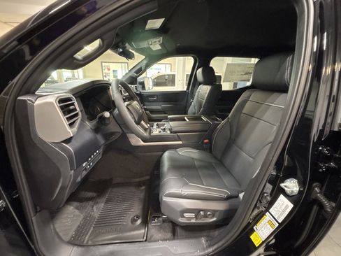 New 2026 Toyota Tundra SR5 image 18