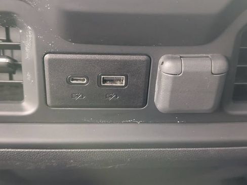 Certified 2019 Chevrolet Silverado 1500 RST w/ All-Star Edition AWD/4WD image 24