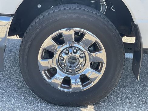 Used 2024 Ford F250 Lariat w/ Lariat Ultimate Package image 33