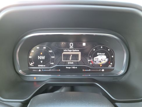 Used 2022 GMC Yukon SLT w/ SLT Premium Package RWD image 28