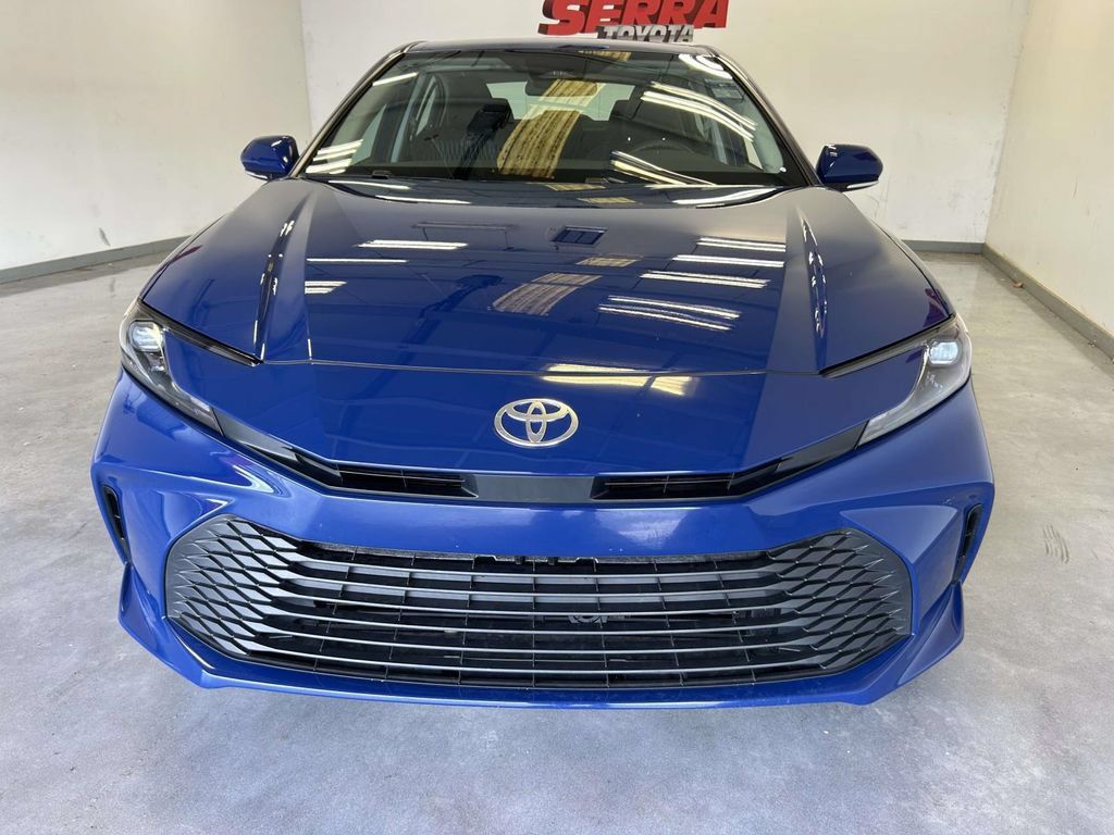Used 2026 Toyota Camry LE FWD image 8