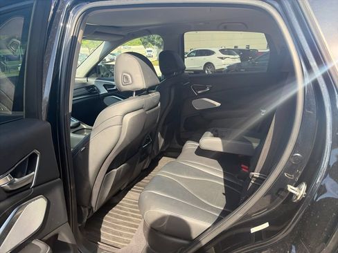Used 2020 Acura RDX w/ Technology Package FWD image 9