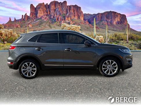 Used 2018 Lincoln MKC Select w/ Select Plus Package image 9