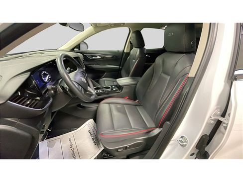 Used 2023 Buick Envision Essence w/ Sport Touring Package AWD/4WD image 9