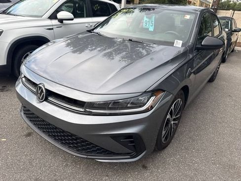Used 2025 Volkswagen Jetta Sport FWD image 6