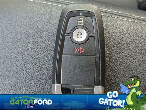 Used 2020 Ford Escape SE Sport image 35