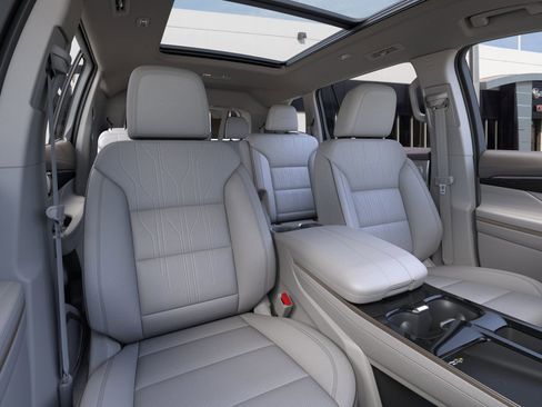 New 2026 Buick Enclave Avenir image 16