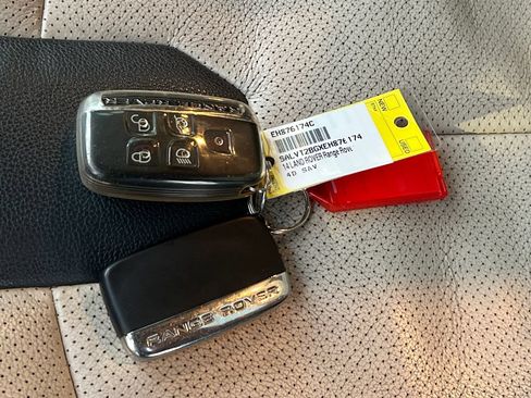 Used 2014 Land Rover Range Rover Evoque Dynamic AWD/4WD image 21
