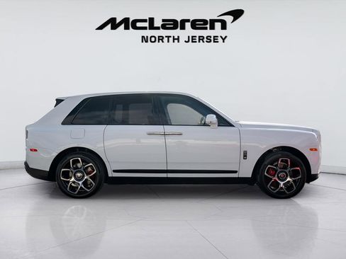 Used 2022 Rolls-Royce Cullinan Black Badge AWD/4WD image 4