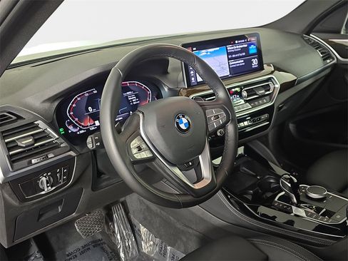 Certified 2023 BMW X4 xDrive30i w/ Premium Package image 16