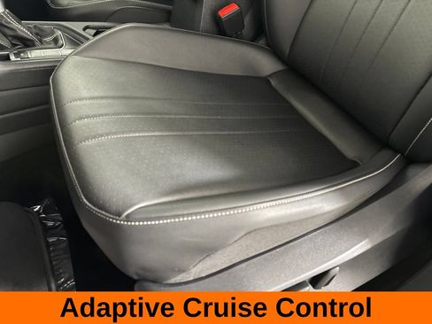 Used 2023 Volkswagen Tiguan SE R-Line FWD image 15