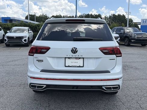 Used 2024 Volkswagen Tiguan SEL R-Line AWD/4WD image 26