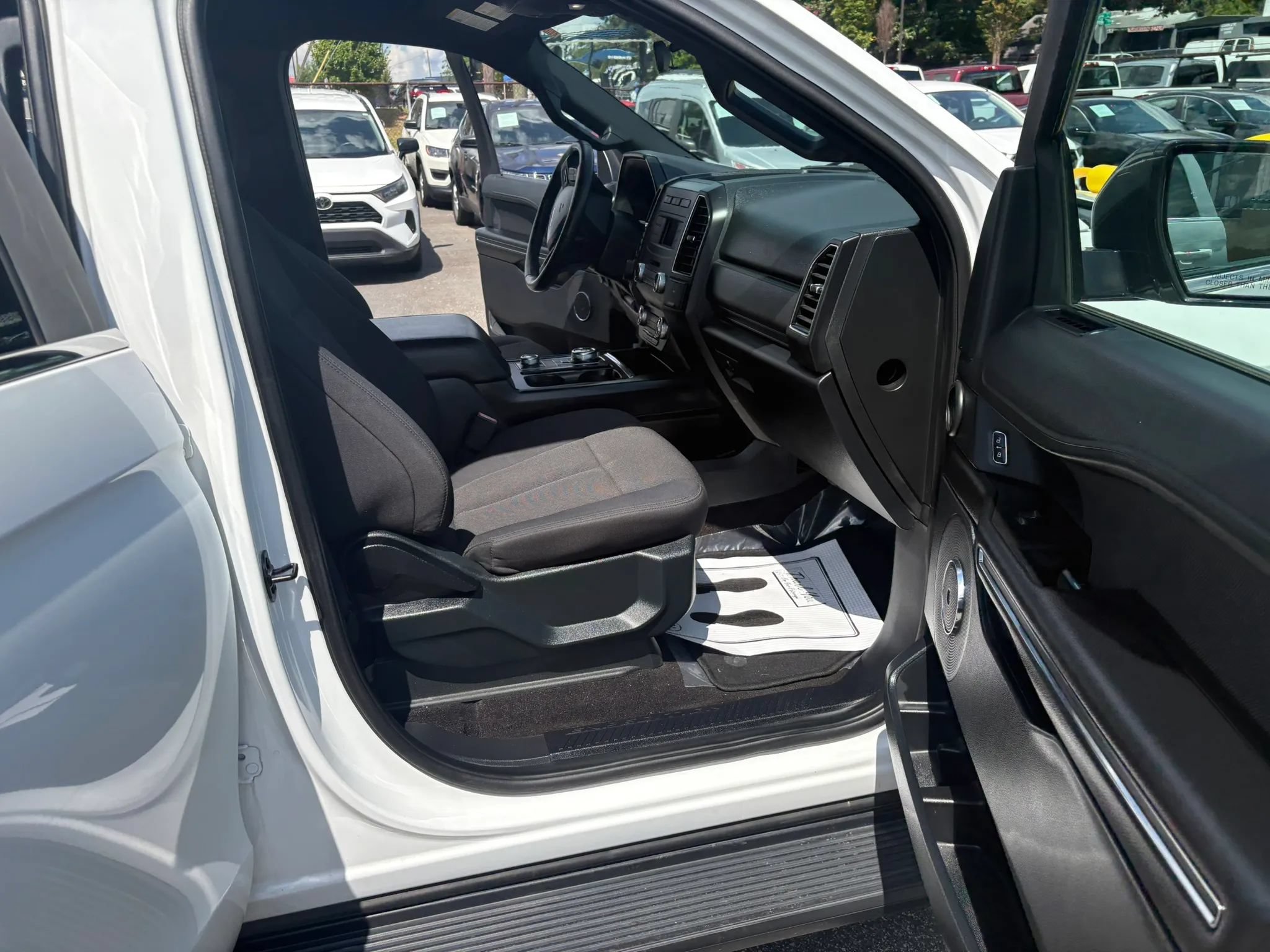 Used 2020 Ford Expedition XL AWD/4WD image 19