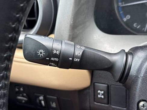 Used 2018 Toyota RAV4 XLE w/ Plus Extra Value Package AWD/4WD image 26