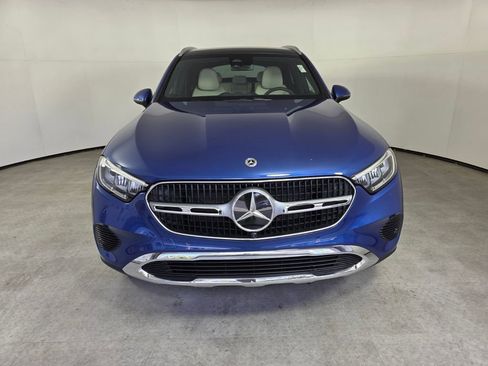 New 2026 Mercedes-Benz GLC 300 image 2