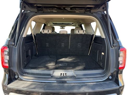 Used 2024 Ford Expedition Max Limited AWD/4WD image 23