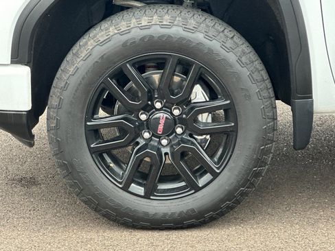 Used 2023 GMC Sierra 1500 Elevation w/ LPO, Elevation Black Package AWD/4WD image 23