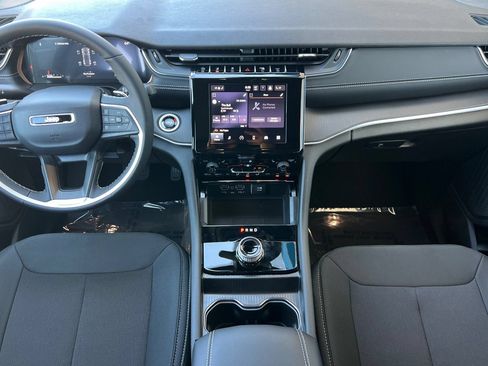 New 2026 Jeep Grand Cherokee Laredo X AWD/4WD image 12