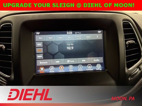 Certified 2019 Jeep Compass Latitude image 27