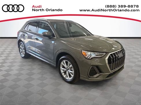 Certified 2025 Audi Q3 2.0T Premium w/ Convenience Package AWD/4WD image 1