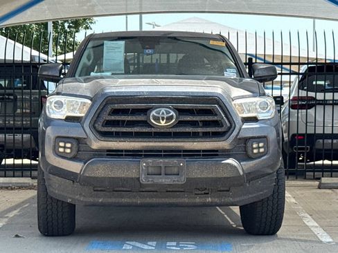 Used 2021 Toyota Tacoma SR w/ SR Convenience Package RWD image 2