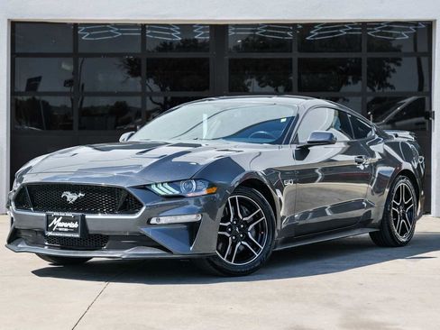 Used 2020 Ford Mustang GT RWD image 1