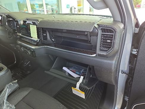 New 2026 Chevrolet Silverado 1500 LT AWD/4WD image 42