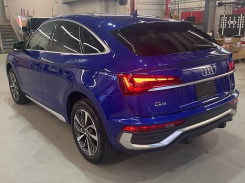 Used 2021 Audi Q5 2.0T Premium w/ Convenience Package AWD/4WD image 2
