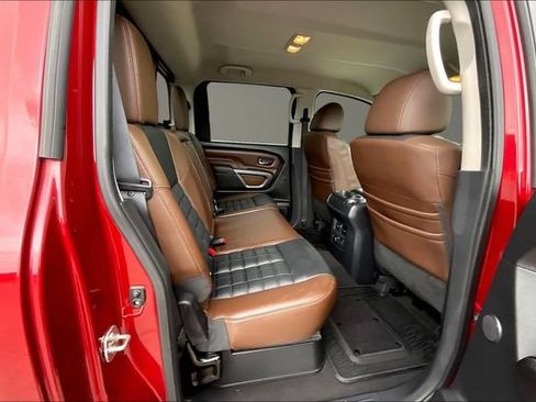 Used 2017 Nissan Titan Platinum Reserve AWD/4WD image 26