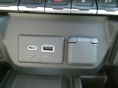 Used 2019 Chevrolet Silverado 1500 LTZ w/ LTZ Plus Package image 28