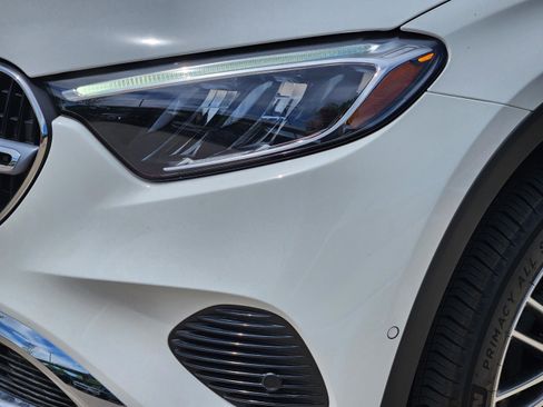 Certified 2025 Mercedes-Benz GLC 300 4MATIC image 25