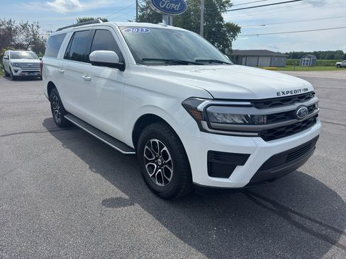 Used 2023 Ford Expedition Max XLT AWD/4WD image 5