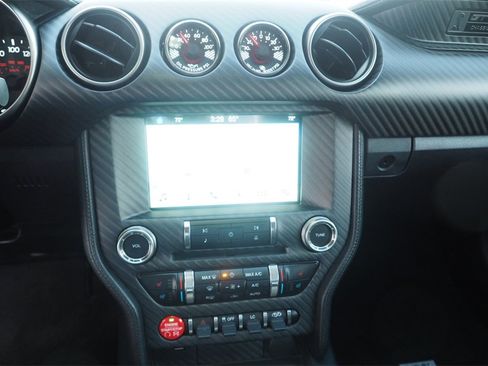 Used 2016 Ford Mustang Shelby GT350 w/ Technology Package image 13