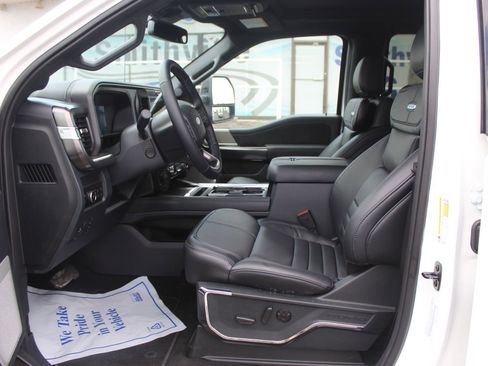 New 2026 Ford F350 Platinum w/ Tremor Off-Road Package AWD/4WD image 28