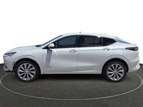 Used 2024 Buick Envista Avenir FWD image 2